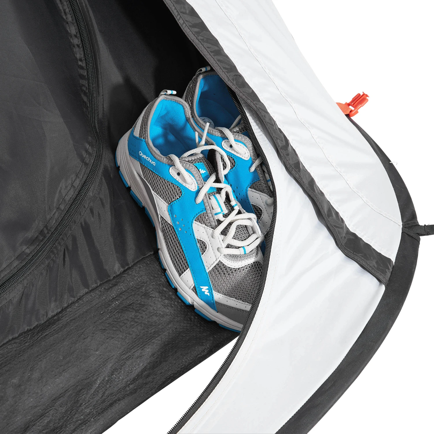 Quechua 2 Man Pop-Up Blackout Tent 18 Quechua 2 Man Pop-Up Blackout Tent - Image 16