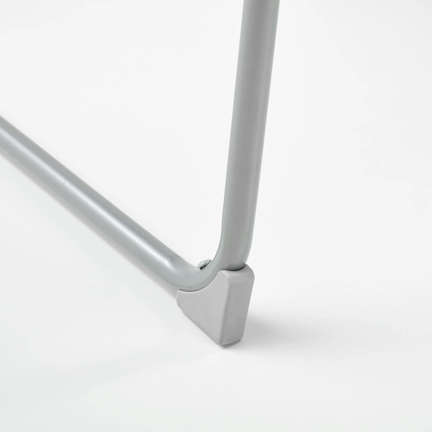 Quechua FOLDING CAMPING TABLE – 2 TO 4 PEOPLE 5 Quechua FOLDING CAMPING TABLE – 2 TO 4 PEOPLE - Image 3